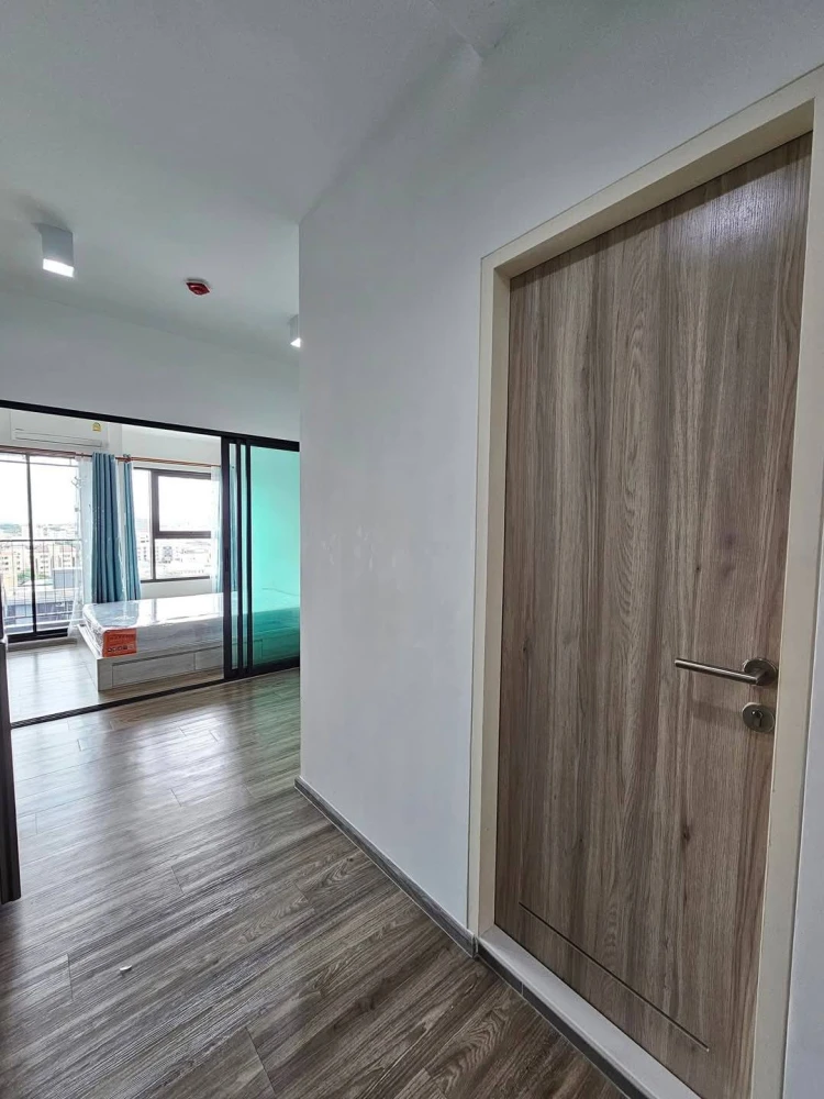 For rent Rich Park terminal Phahon Yothin 59, has a beautiful BTS view, fully furnished, ready to move in