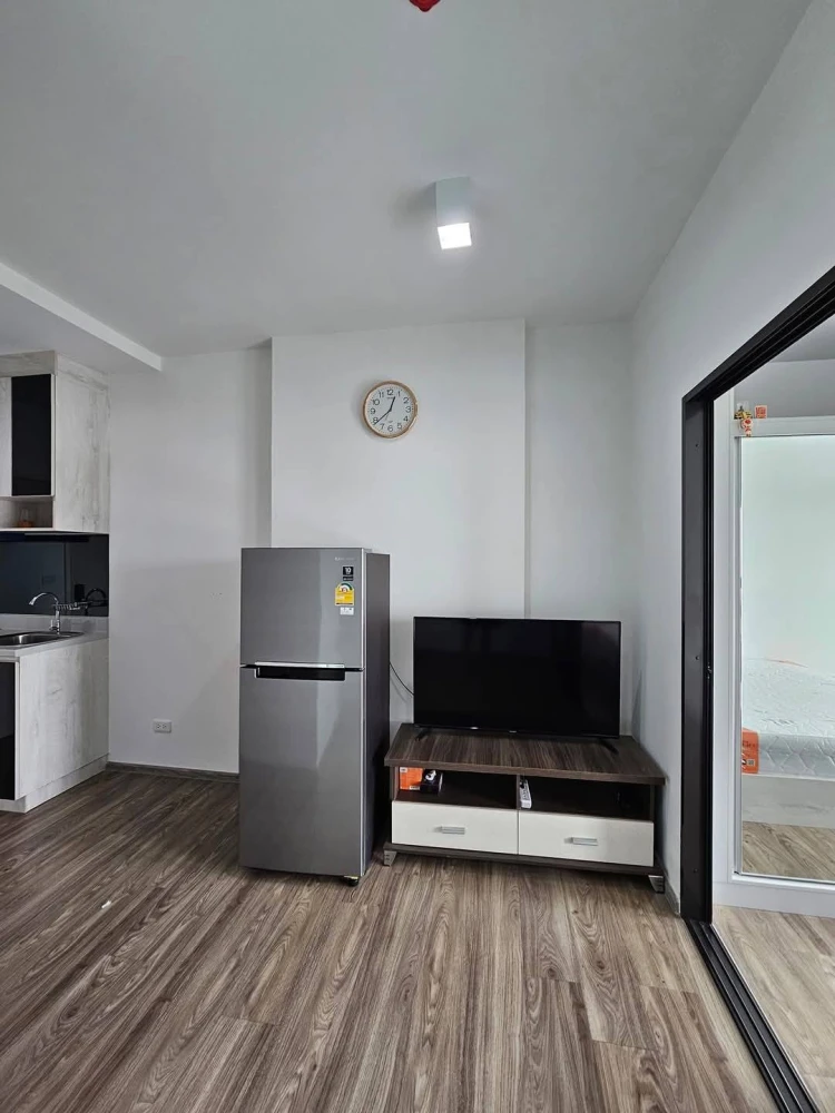 For rent Rich Park terminal Phahon Yothin 59, has a beautiful BTS view, fully furnished, ready to move in