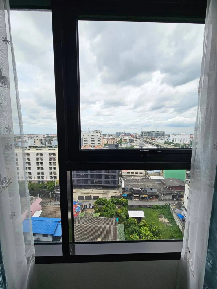 For rent Rich Park terminal Phahon Yothin 59, has a beautiful BTS view, fully furnished, ready to move in