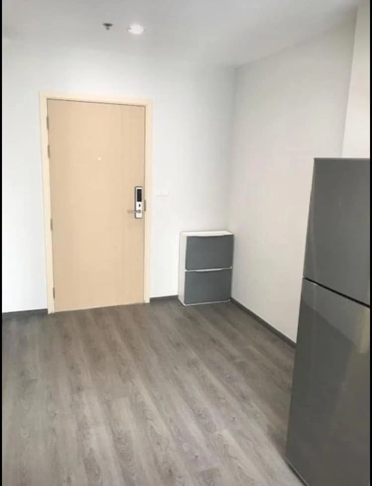 For rent: Rich Park Triple Station, 9th floor, fully furnished, ready to move in. Reserve now, don't miss out!