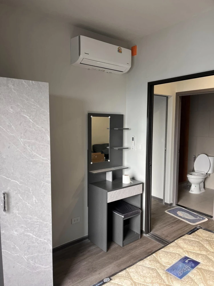 For rent Rich Point @ BTS Wutthakat 1 bedroom, 1 bathroom, fully furnished, good like this, hurry and book now.