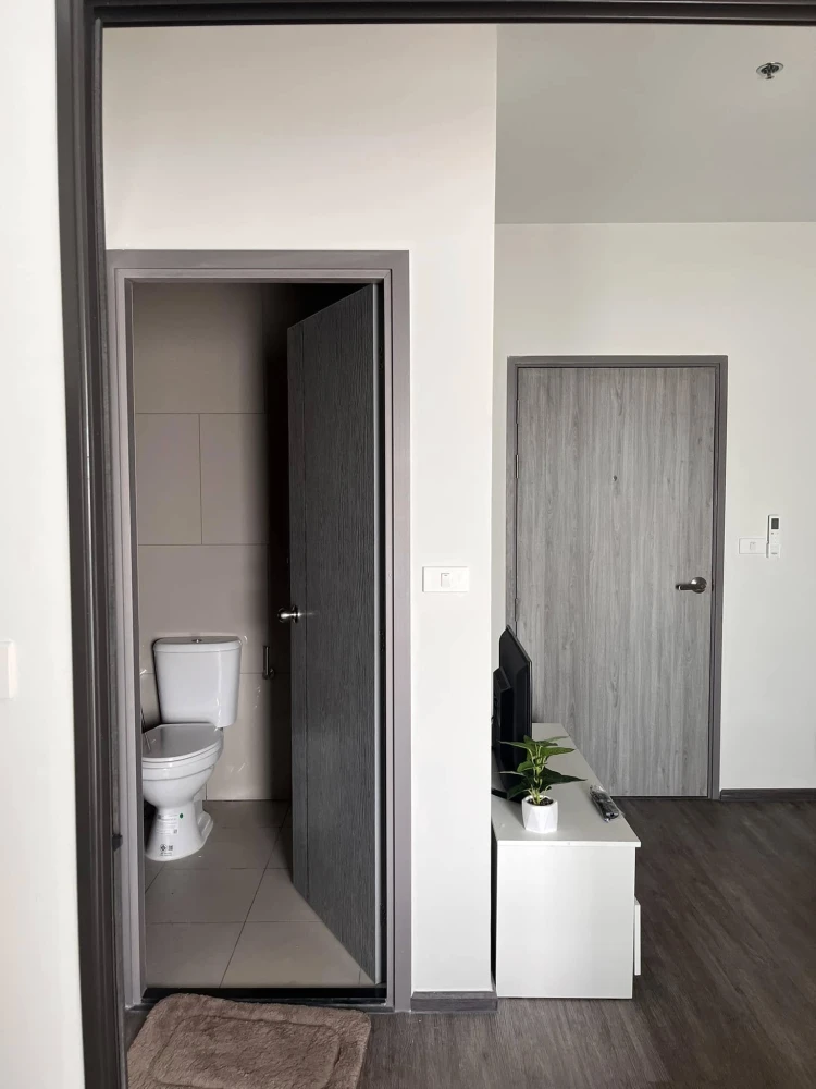 For rent Rich Point @ BTS Wutthakat 1 bedroom, 1 bathroom, fully furnished, good like this, hurry and book now.