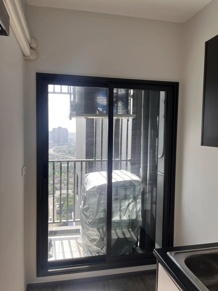 For rent Rich Point @ BTS Wutthakat 1 bedroom, 1 bathroom, fully furnished, good like this, hurry and book now.