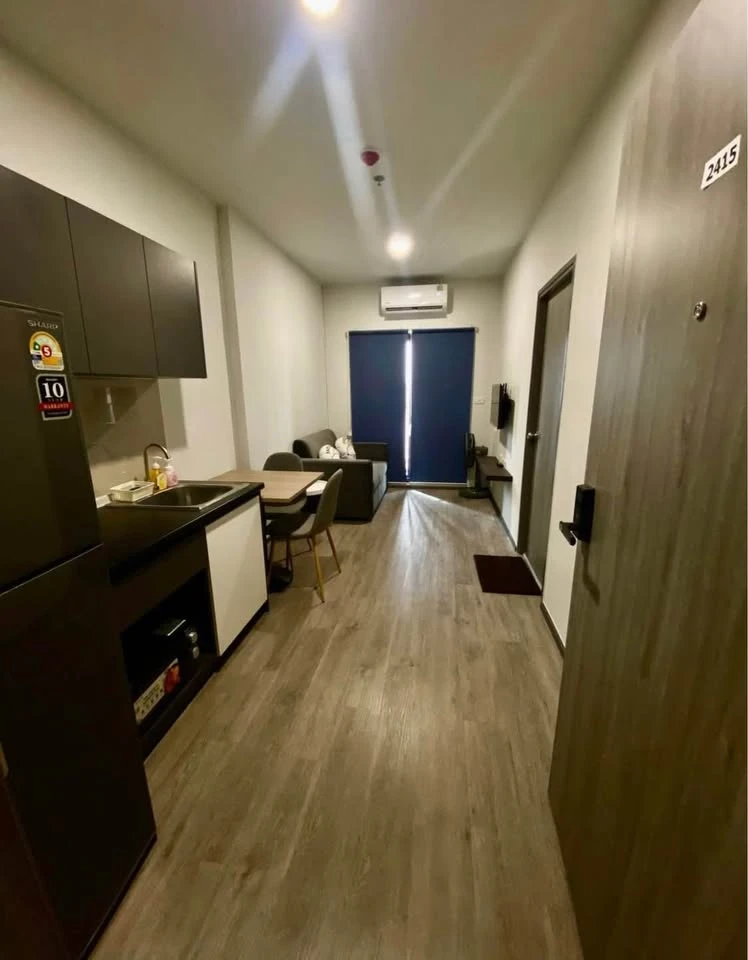 For rent: Rich Point @ BTS Wutthakat, 1 bedroom, 1 bathroom, fully furnished, just bring your bags and move in.