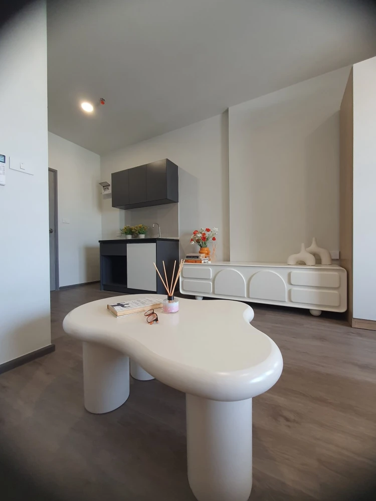 For rent: Rich Point @ BTS Wutthakat, 6th floor, beautiful room, fully furnished, ready to move in, reserve now, urgently.