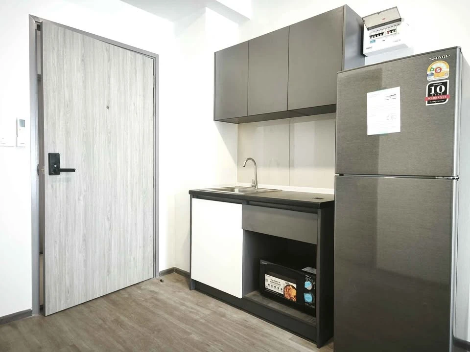 For rent Rich Point @ BTS Wutthakat, ready to move in, 30th floor, high view, complete here, must hurry to reserve now.