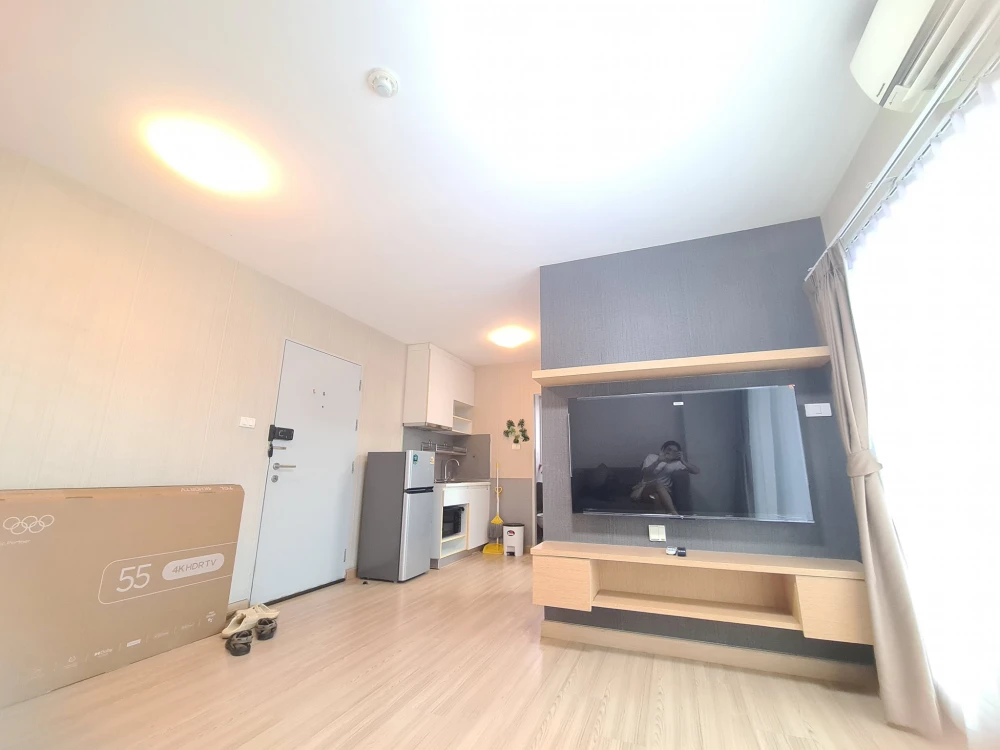 For rent: Rill Condo Rangsit, 1 bedroom, 1 bathroom, fully furnished and equipped, swimming pool view, reserve now!