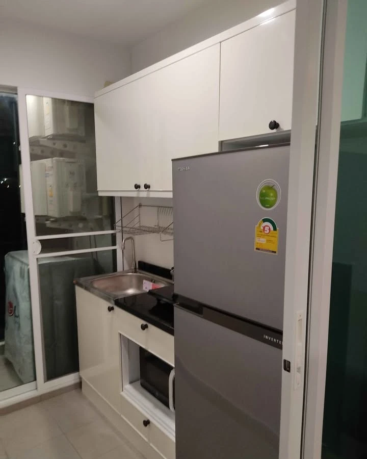 Spacious and comfortable rooms for rent at RYE Talat Phlu. Book now, don't miss out!!