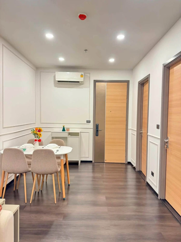 Sapphire Luxurious Condo Rama 3 for rent. Fully furnished and ready to move in. Complete amenities. Amazing price! Book now!