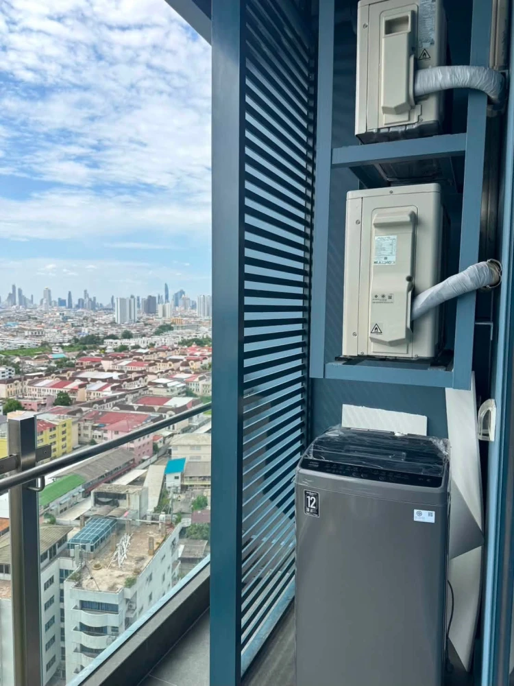 Sapphire Luxurious Condo Rama 3 for rent. Fully furnished and ready to move in. Complete amenities. Amazing price! Book now!