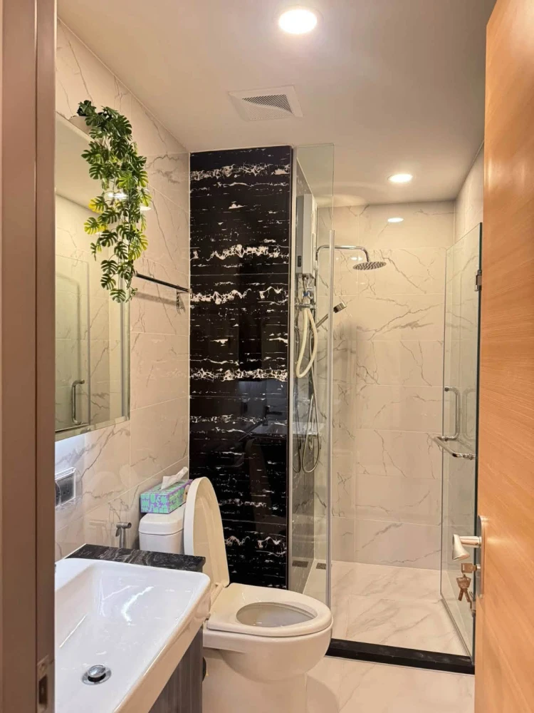 Sapphire Luxurious Condo Rama 3 for rent. Fully furnished and ready to move in. Complete amenities. Amazing price! Book now!