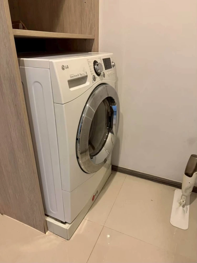 For rent: SARI by SANSIRI, 6th floor, fully furnished, very livable. Book now! (Urgent!)