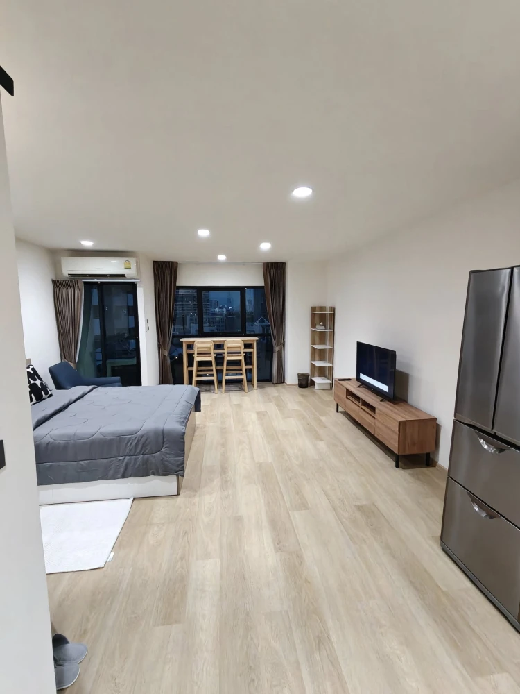 For rent: Sathorn Gardens, ready to move in, spacious and comfortable. Reserve now, don't miss out!!!