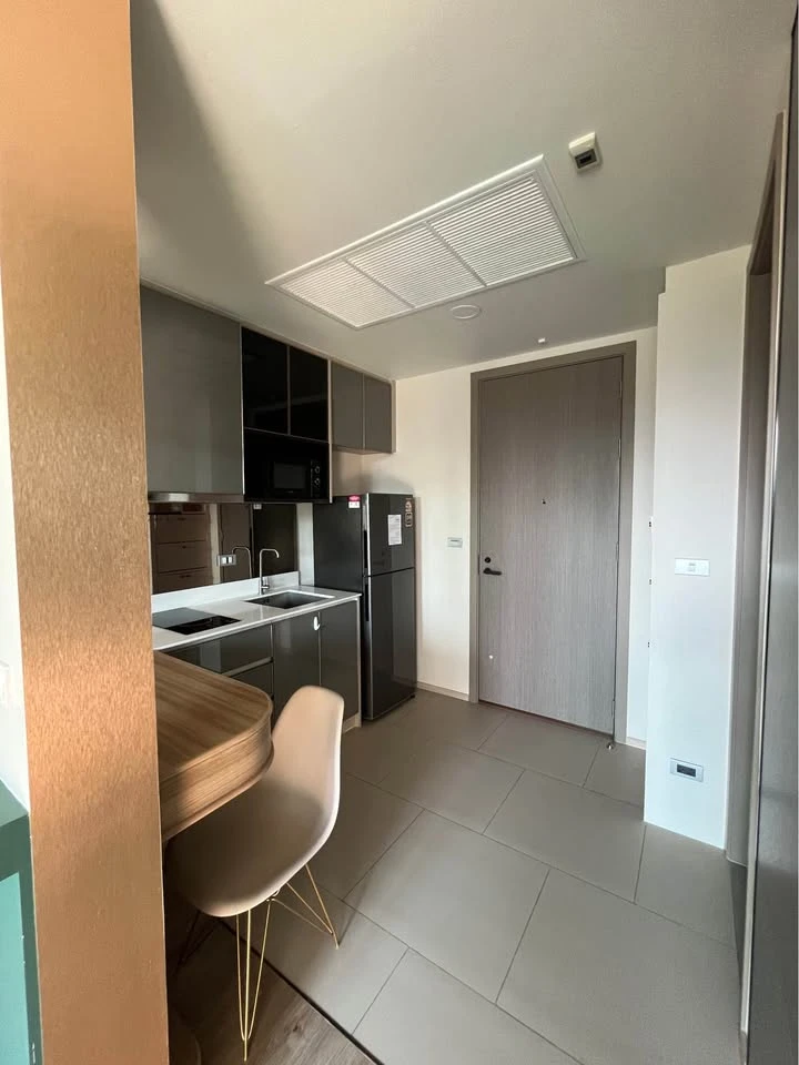 For rent: SAVVI Phahol 2, 3rd floor, beautiful room, very cool decoration, ready to move in, reserve now, don't miss out, hurry!