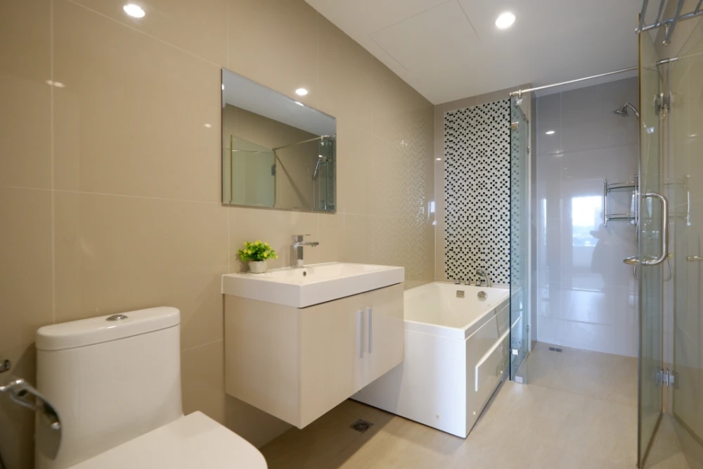Seahill Condo for rent, spacious room, lots of usable space, good location, convenient transportation, fully furnished, reserve now!
