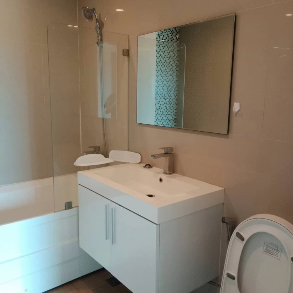 Seahill Condo for rent, a nice room, good location, comes with complete furniture and appliances, just bring your bags and move in!