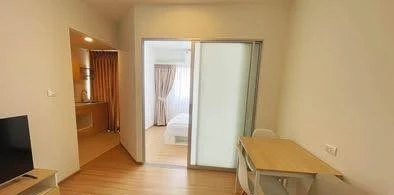 For rent: Sena Kith Bangna - KM.29, 1 bedroom, 1 bathroom, fully furnished and equipped with appliances. Great deal, reserve now!