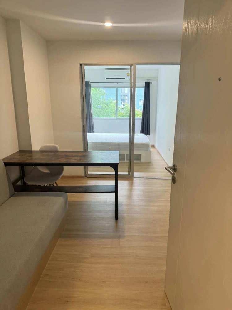 For rent: Sena Kith Chalong Krung-Ladkrabang, 2nd floor, garden view, partitioned room, fully furnished, reserve now, urgent.