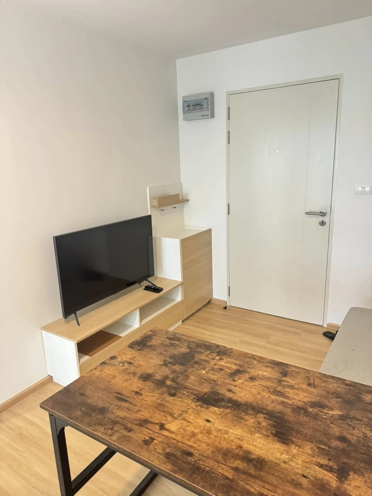 For rent: Sena Kith Chalong Krung-Ladkrabang, 2nd floor, garden view, partitioned room, fully furnished, reserve now, urgent.