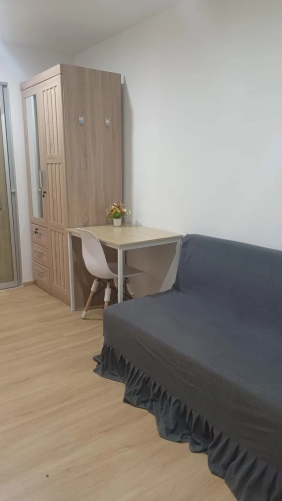 For rent: Sena Kith Chalong Krung-Ladkrabang, 3rd floor, corner room, fully furnished, ready to move in, reserve now, urgently.