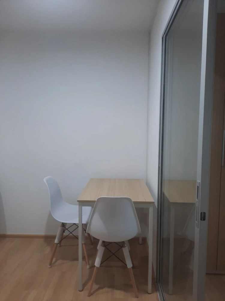 For rent: Sena Kith Chalong Krung-Ladkrabang, 3rd floor, fully furnished room, ready to move in, reserve now, urgently.