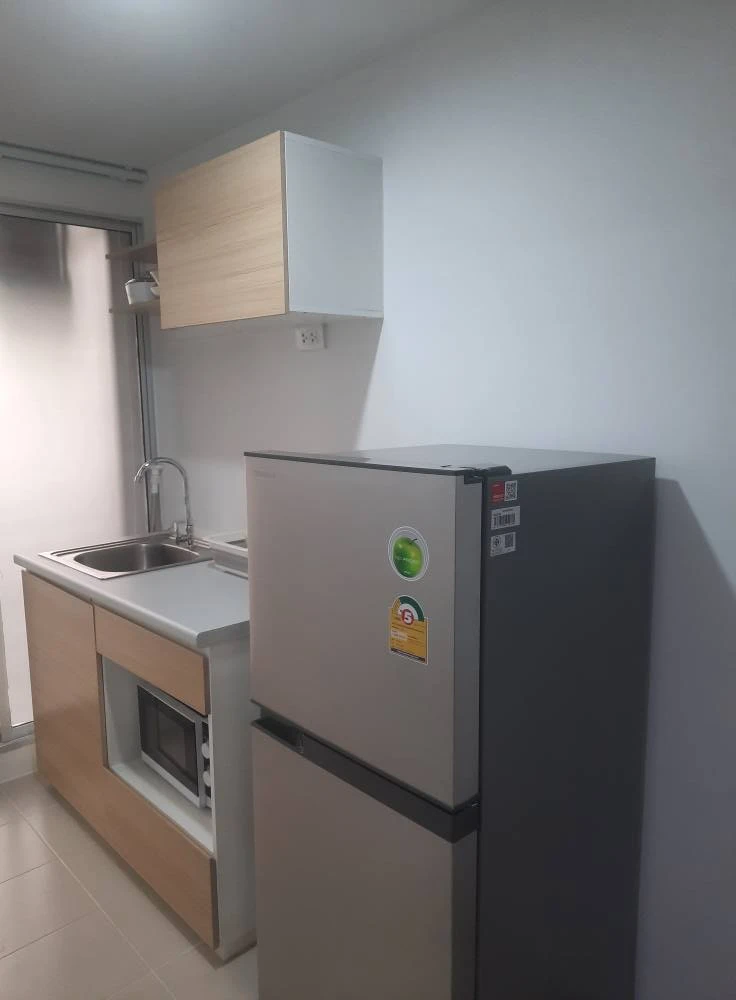 For rent: Sena Kith Chalong Krung-Ladkrabang, 3rd floor, fully furnished room, ready to move in, reserve now, urgently.