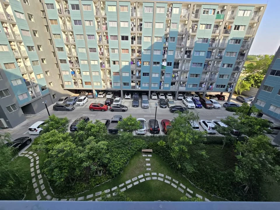 For rent: Sena Kith Chalong Krung-Ladkrabang, well-separated rooms, great price, hurry and reserve now.