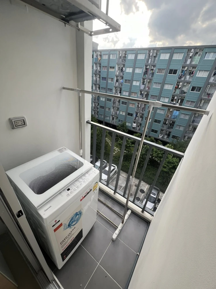 For rent: Sena Kith Chalong Krung-Ladkrabang, a lovely room on the 6th floor, fully furnished, just bring your bags and move in!