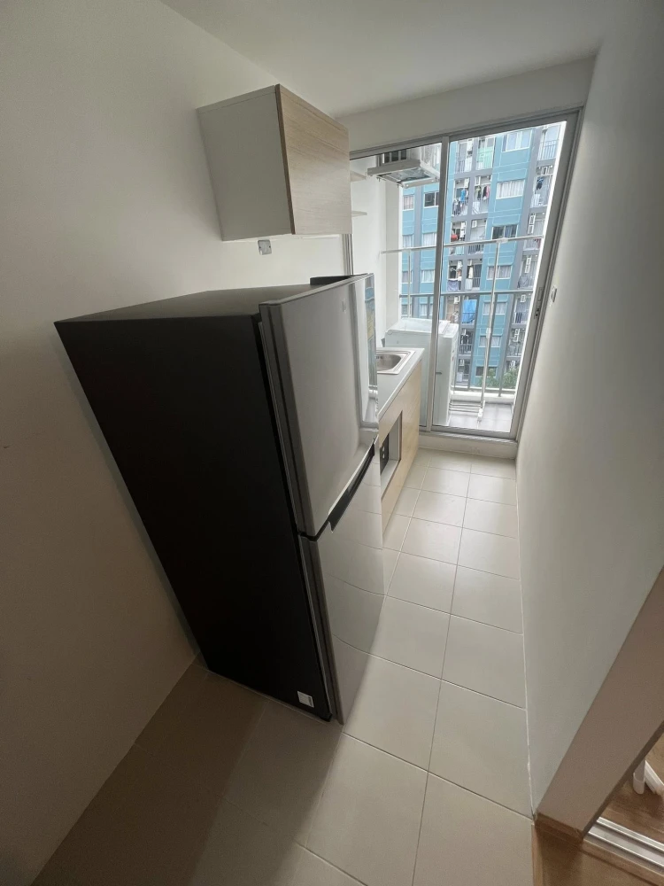 For rent: Sena Kith Chalong Krung-Ladkrabang, a lovely room on the 6th floor, fully furnished, just bring your bags and move in!