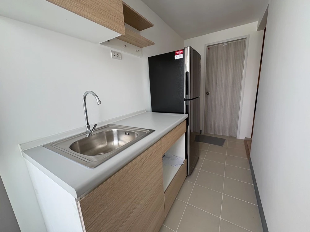 For rent: SENA Kith MRT–Bangkae Phase 2, 1 bedroom, 1 bathroom, 8th floor, fully furnished, reserve now!