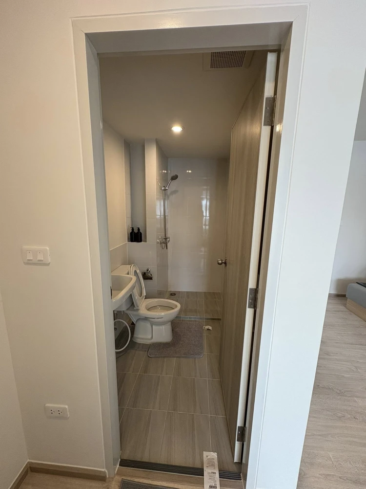 For rent: SENA Kith MRT–Bangkae, ready to move in, furnished + electrical appliances included, hurry and reserve now, this price is very rare!!!