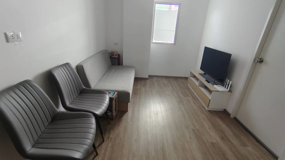 For rent: Sena Kith Rangsit-Khlong 4, 1 bedroom, 1 bathroom, fully furnished. Convenient location. Don't miss out!