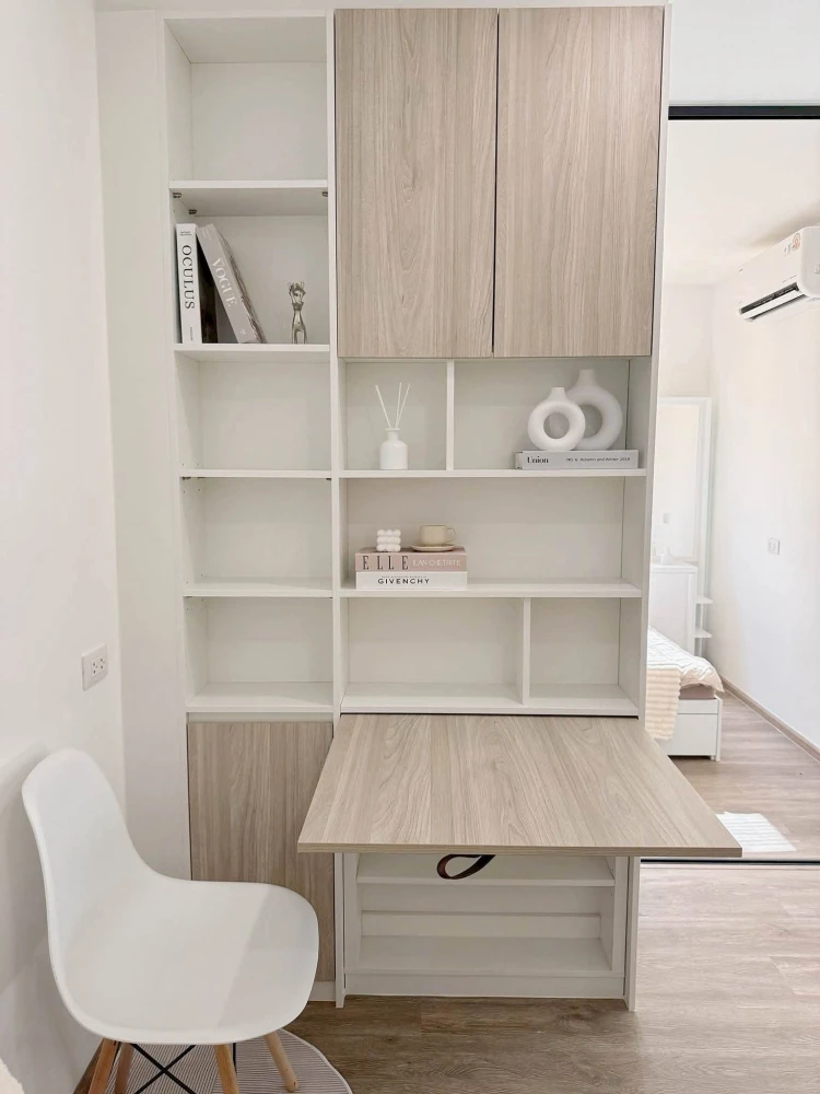 For rent: Sena Kith Samrong Interchange, beautifully decorated minimalist unit with high-quality built-in furniture. Book now!
