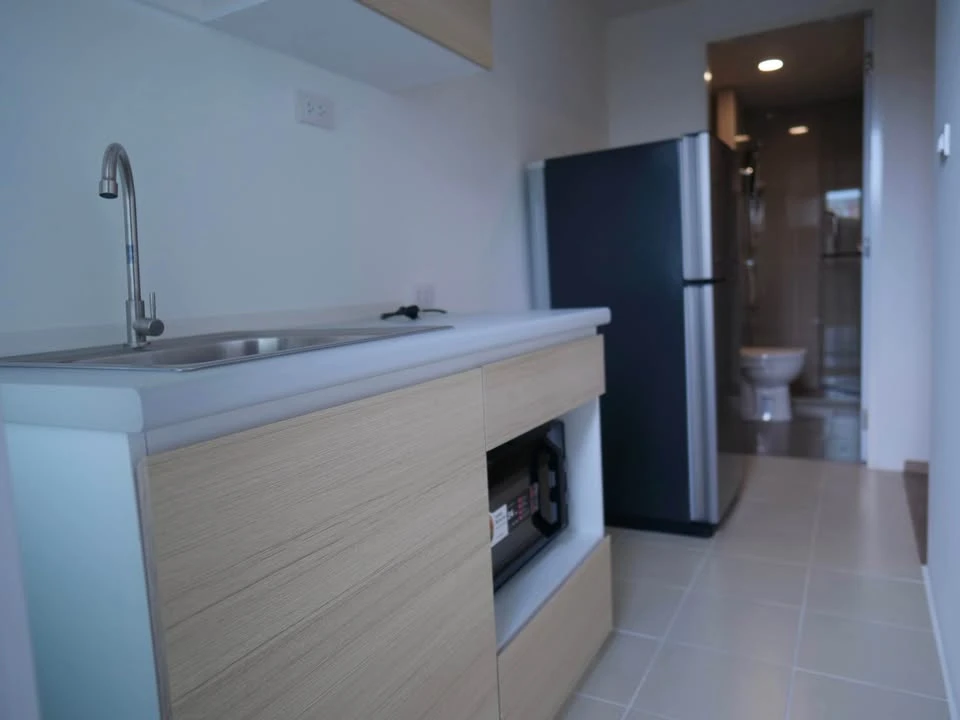 For rent: Sena Kith Srinakarin - Sridan, 1 bedroom, 1 bathroom, 2nd floor, fully furnished, excellent common area, reserve now.