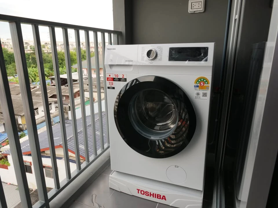 For rent: Sena Kith Srinakarin - Sridan, 1 bedroom, 1 bathroom, fully furnished, convenient transportation, don't miss this great deal.