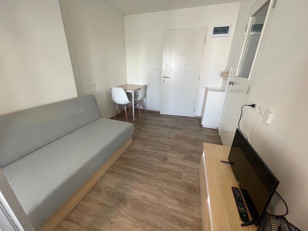 For rent: Sena Kith Srinakarin - Sridan, 5th floor, nice room, fully furnished, reserve now.