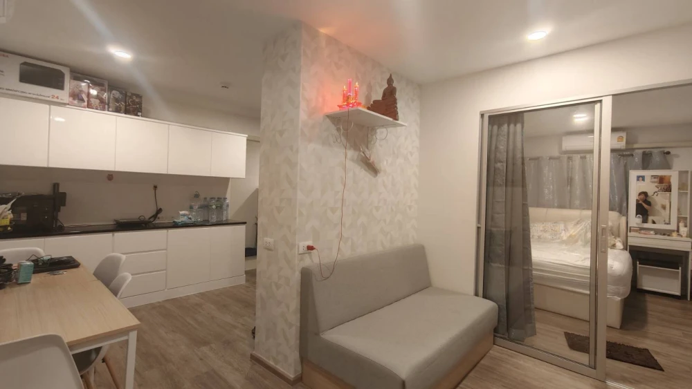 For rent: Sena Kith Srinakarin - Sridan, combined unit with spacious living area. Don't miss out!
