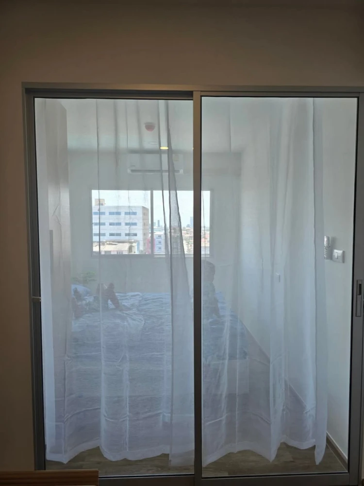 For rent: Sena kith Srinakarin-Sridan, a nice room with complete furniture and electrical appliances. Just bring your own things and you can move in.