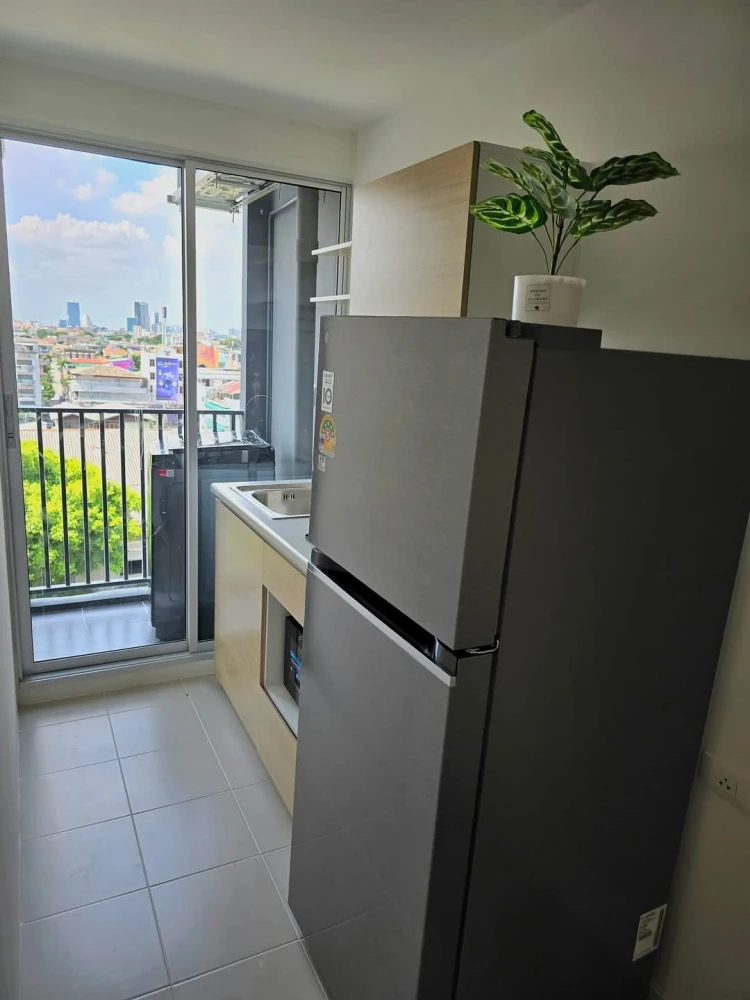 For rent: Sena kith Srinakarin-Sridan, a nice room with complete furniture and electrical appliances. Just bring your own things and you can move in.