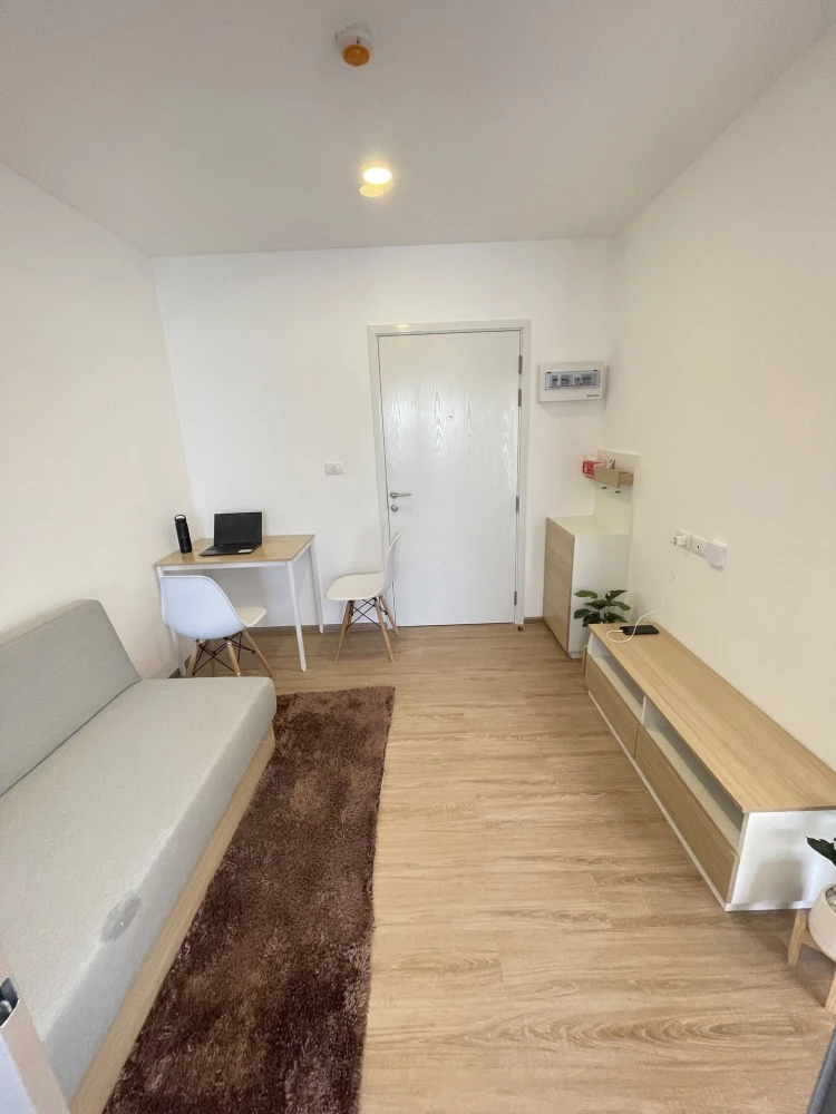 For rent: Sena Kith Thepharak - Bangbo, 5th floor unit. Great location, fully furnished. Book now!