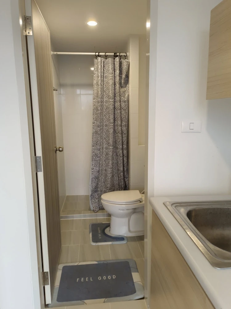 For rent: Sena Kith Westgate - Bangbuathong, corner room, not crowded, comes with complete furniture, just bring your bags and move in.