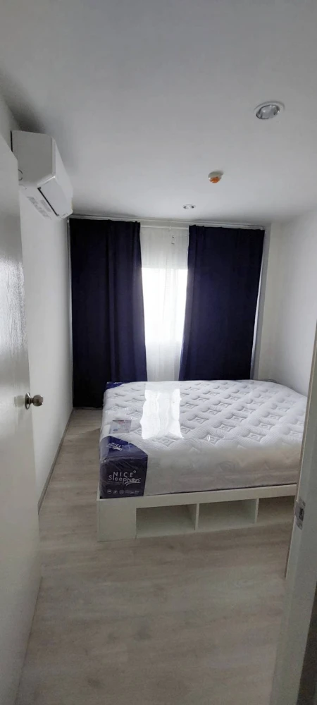 For rent: Sena Kith Westgate - Bangbuathong, corner room, not crowded, comes with complete furniture, just bring your bags and move in.
