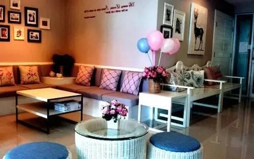 For rent: Sense of London, corner room with privacy, fully furnished, convenient transportation, don't miss it.