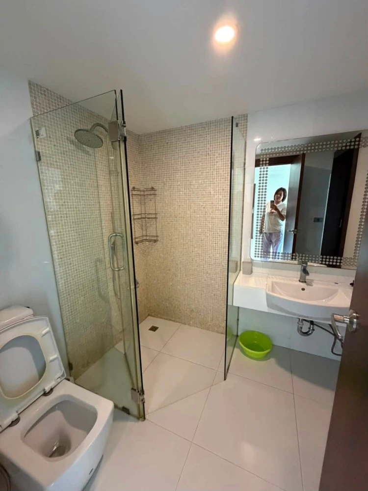 For rent: Serenity Wongamat, 7th floor, fully furnished. Book now!