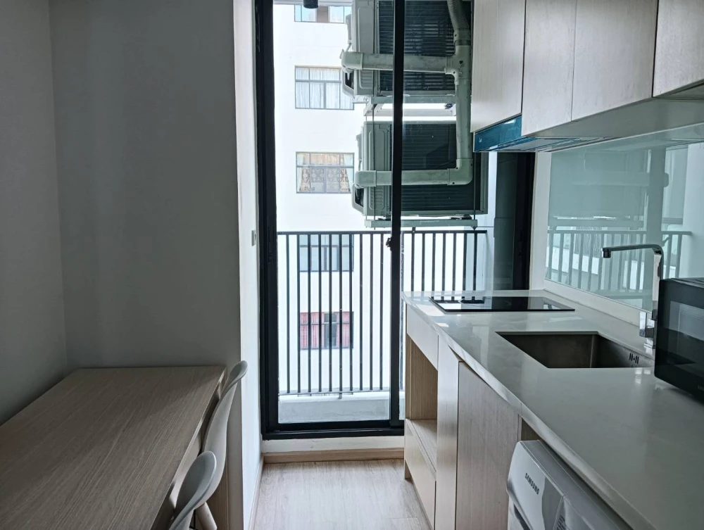 For rent: Serio Sukhumvit 50, 8th floor, partitioned unit, fully furnished. Book now, don't wait!