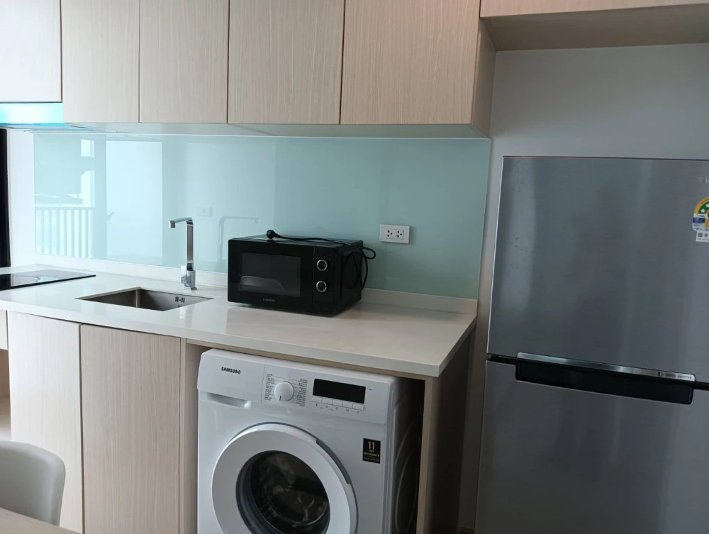 For rent: Serio Sukhumvit 50, 8th floor, partitioned unit, fully furnished. Book now, don't wait!