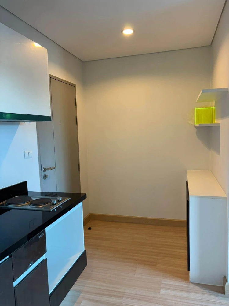 Serrano Condominium, Rama 2 for rent. Breezy, great view, 8th floor. Spacious, clean, bright and airy. Fully furnished, ready to move in.