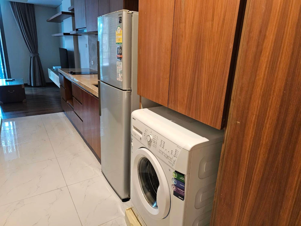 For rent: Fully furnished unit at Siamese 39 (2nd floor). Book now—don't miss out!