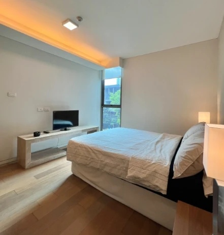 For rent: Siamese 39, 2nd floor, pool view. Beautifully furnished and fully equipped. Book now, don't wait!