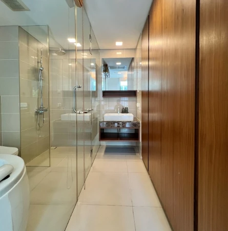 For rent: Siamese 39, 2nd floor, pool view. Beautifully furnished and fully equipped. Book now, don't wait!
